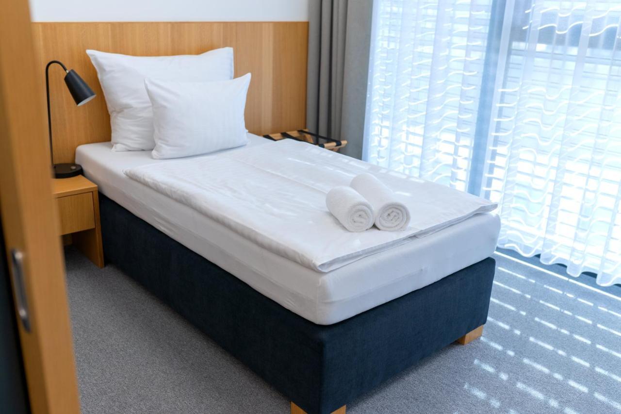Hotel Smetanova Всетин Экстерьер фото